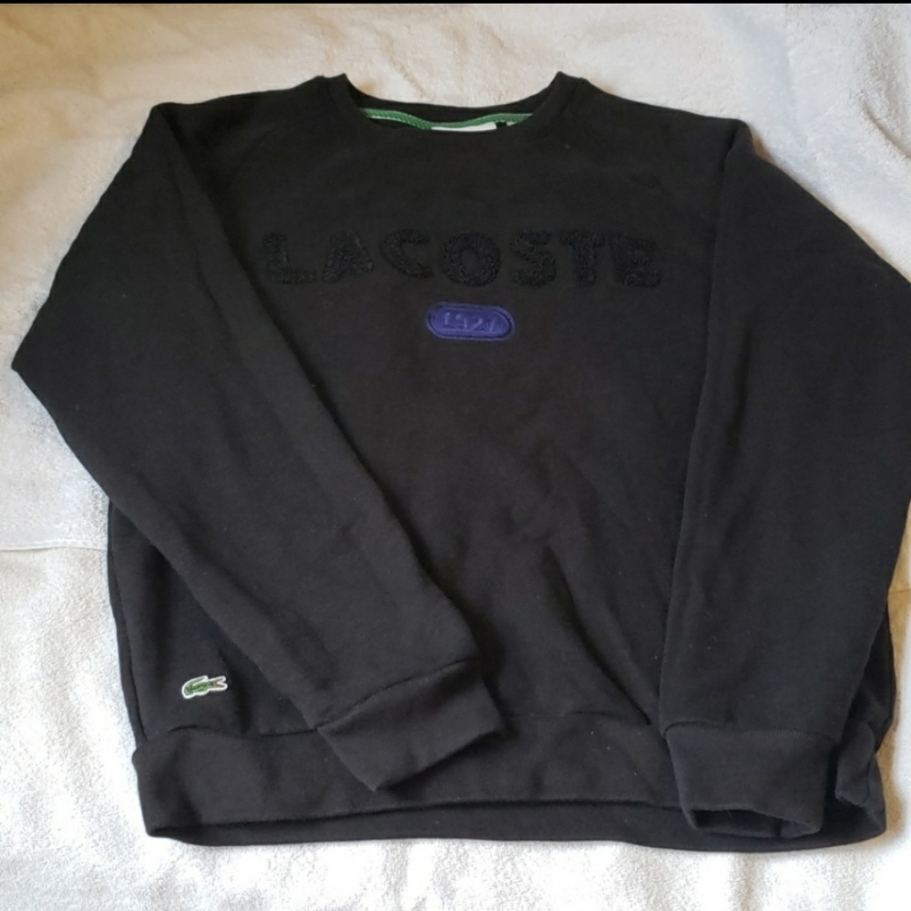 EUC Lacoste sweatshirt size large